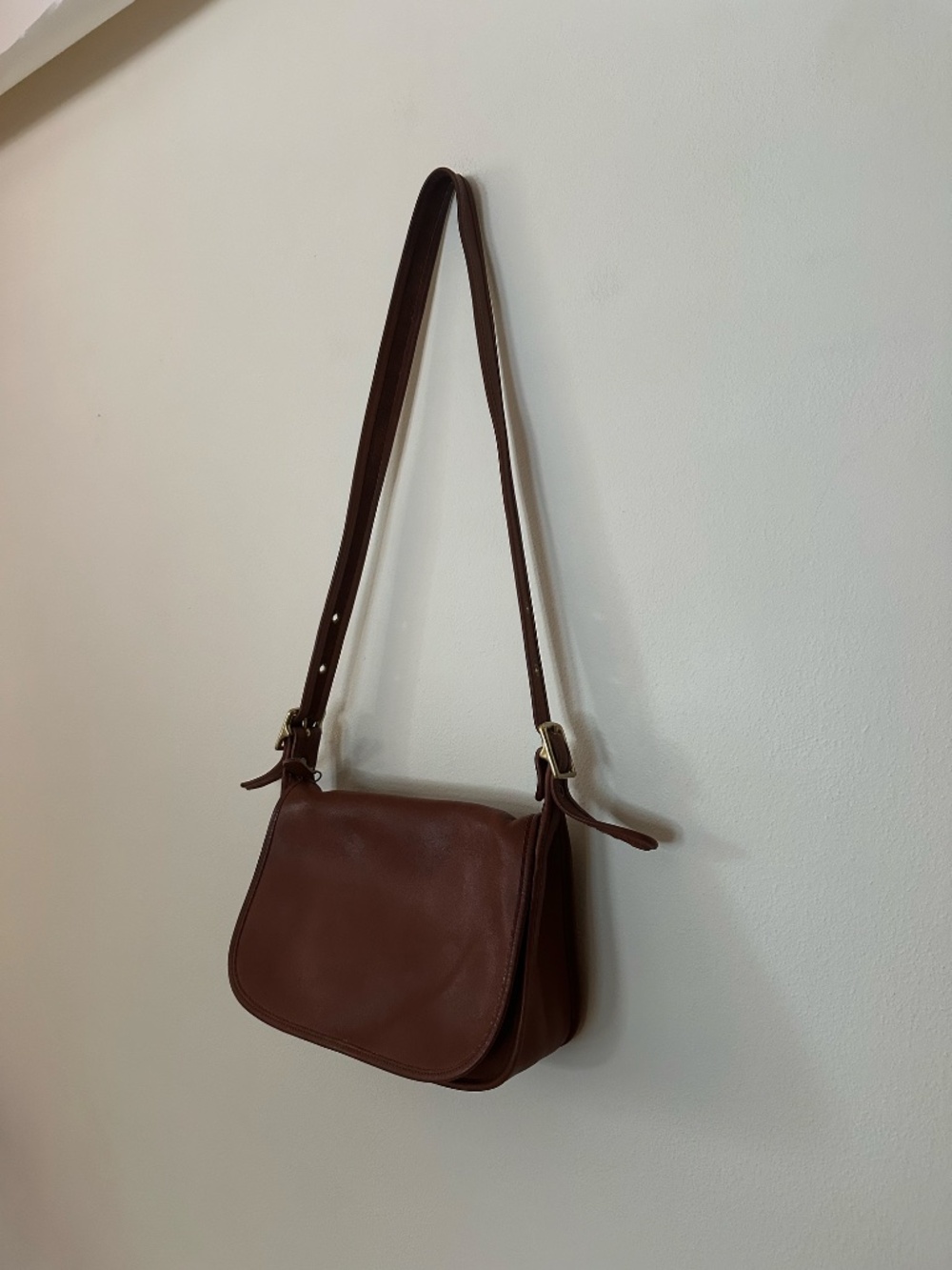 Vintage Coach Saddle Bag Style 9891 British Tan Leather Crossbody Purse - Picture 6 of 10